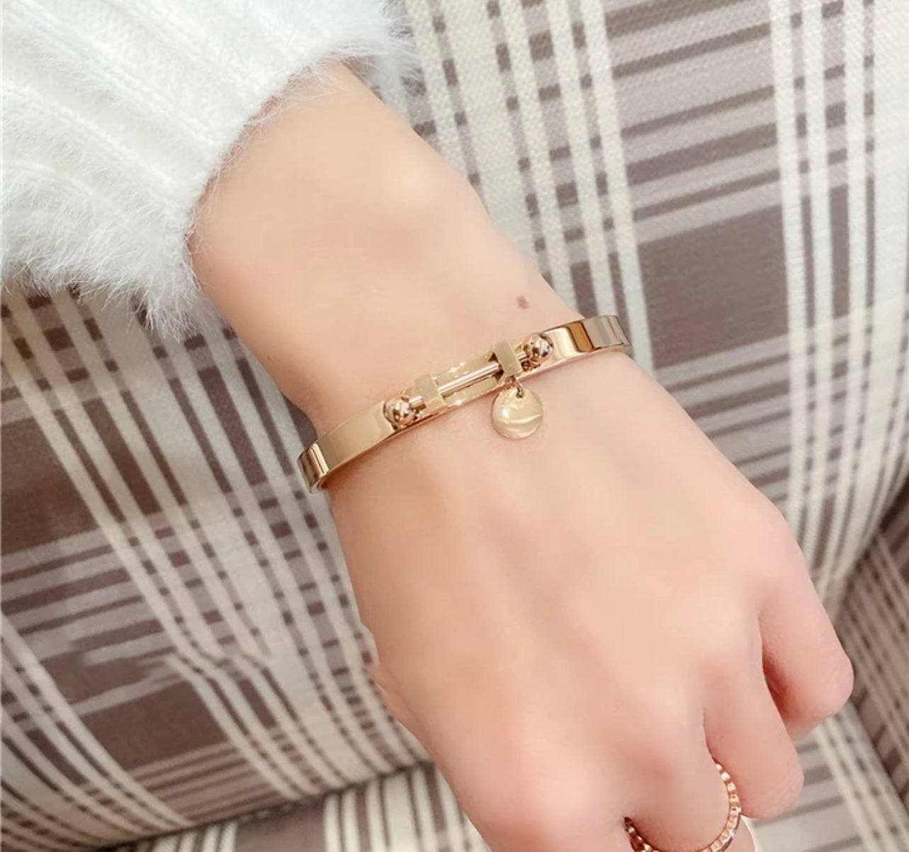 Forever gold bracelet